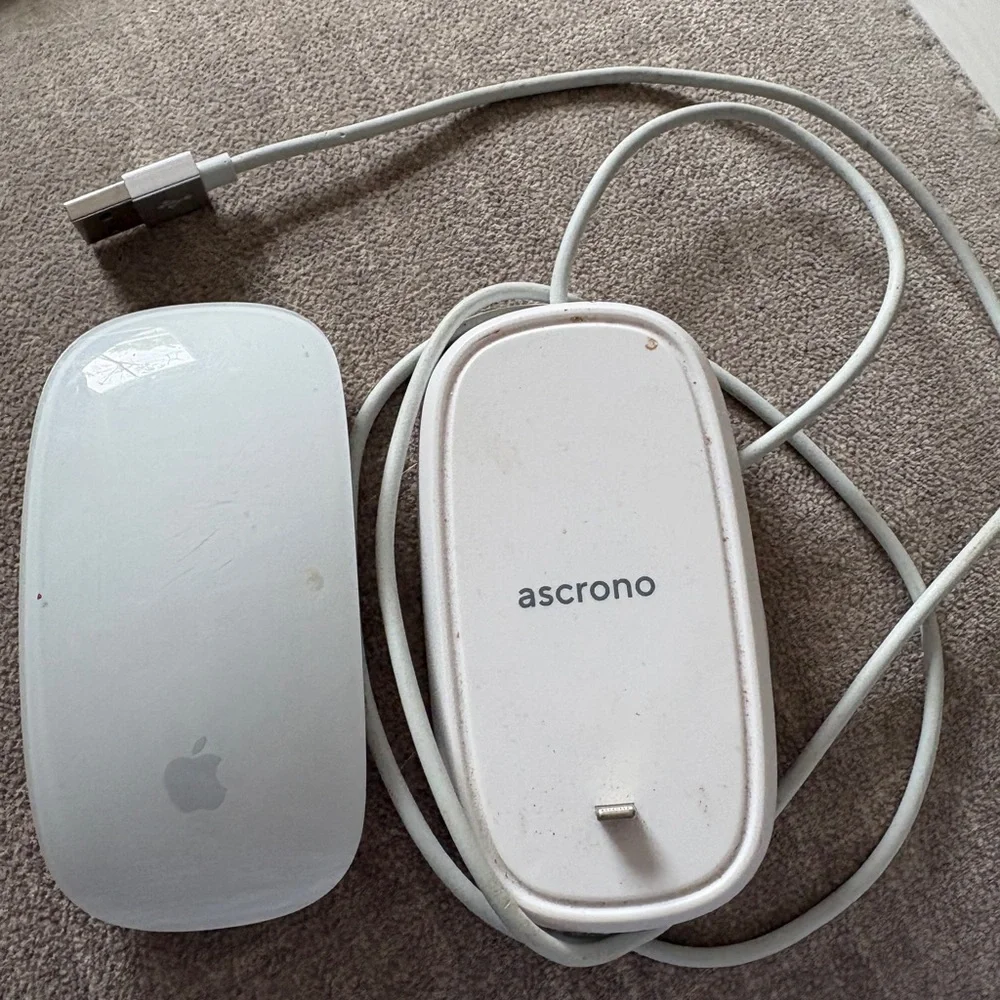 Apple Wireless Mouse with Ascrono Charging Pad